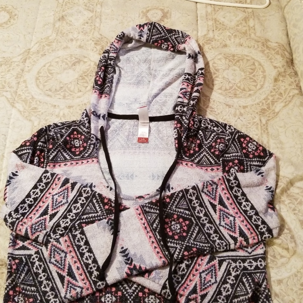 Long sleeve hoodie